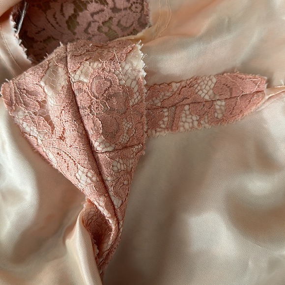 Vintage pretty in pink lace dress - Picture 10 of 10